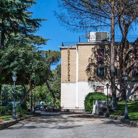 Hotel Santa Prisca Roma Esterno foto