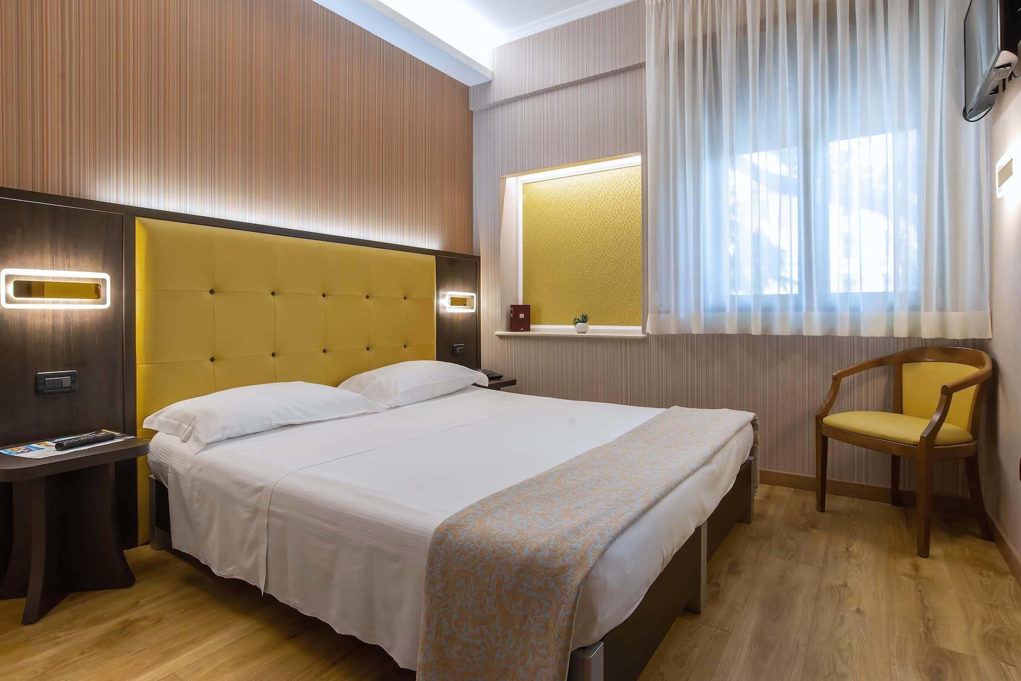 Hotel Santa Prisca Roma Esterno foto