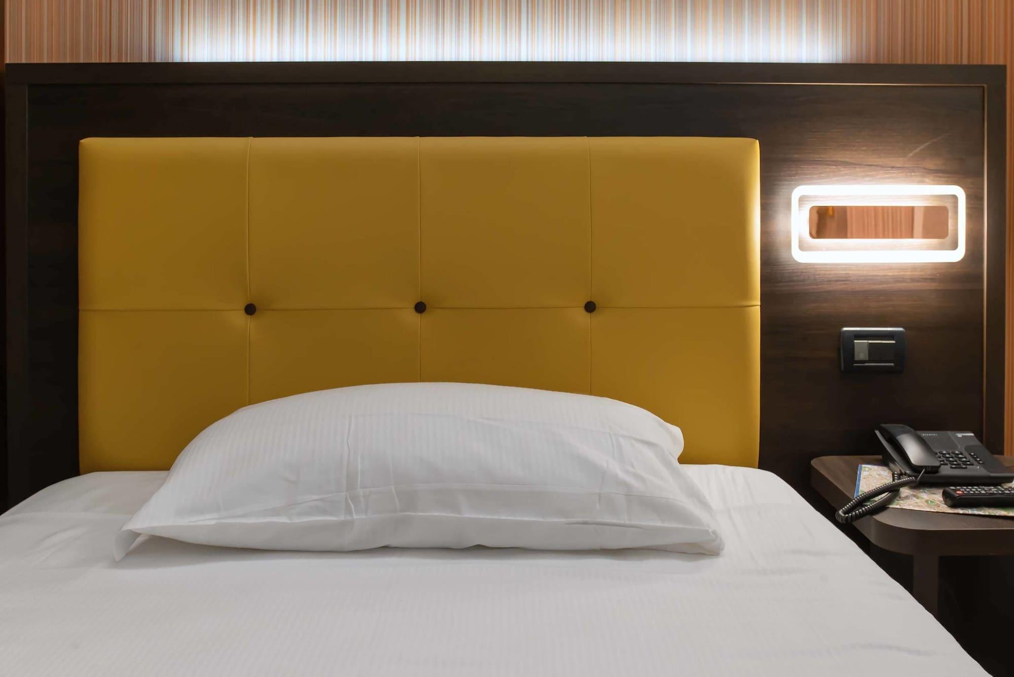 Hotel Santa Prisca Roma Esterno foto