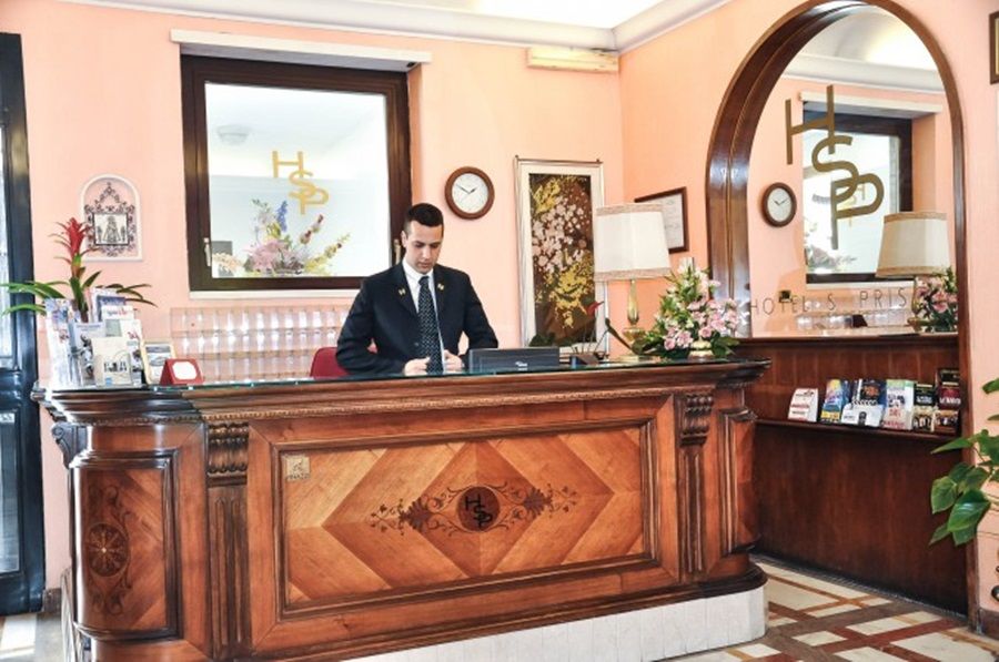 Hotel Santa Prisca Roma Esterno foto