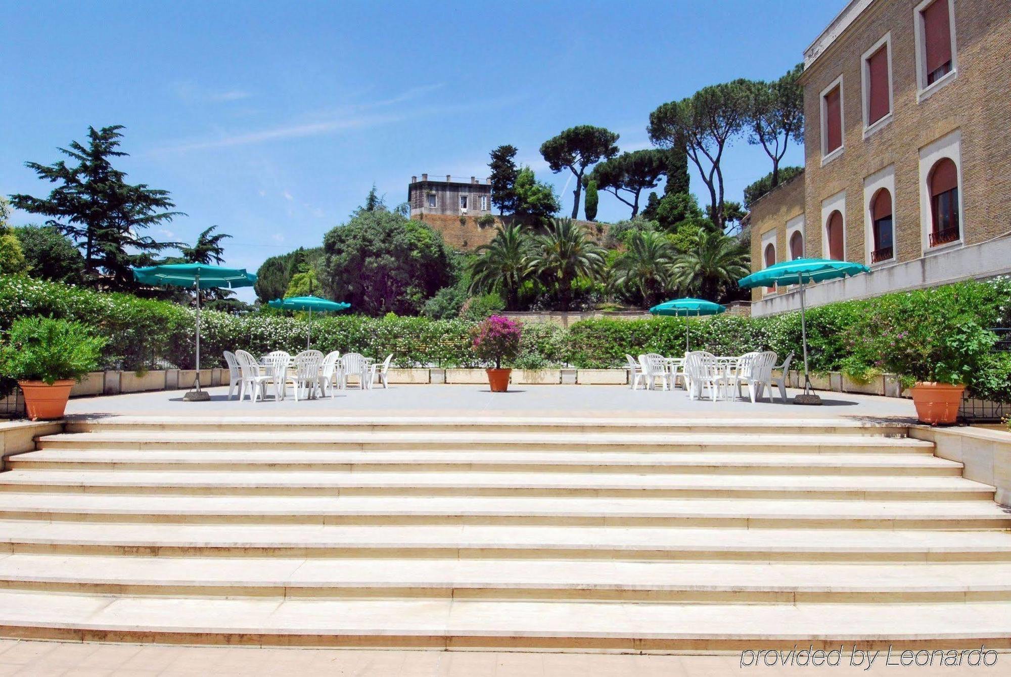 Hotel Santa Prisca Roma Esterno foto